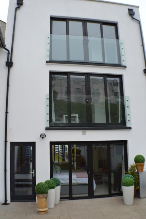 Pier39Portrush Adult Only Bed and Breakfast Exteriör bild