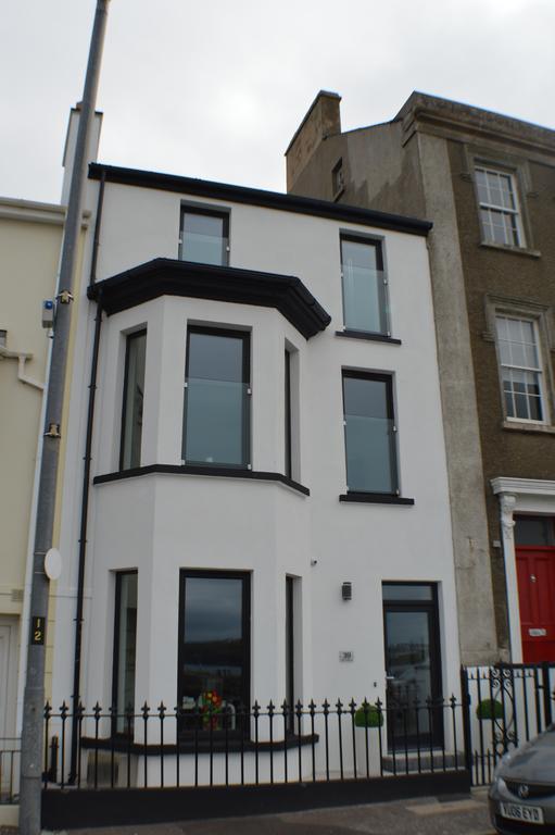 Pier39Portrush Adult Only Bed and Breakfast Exteriör bild