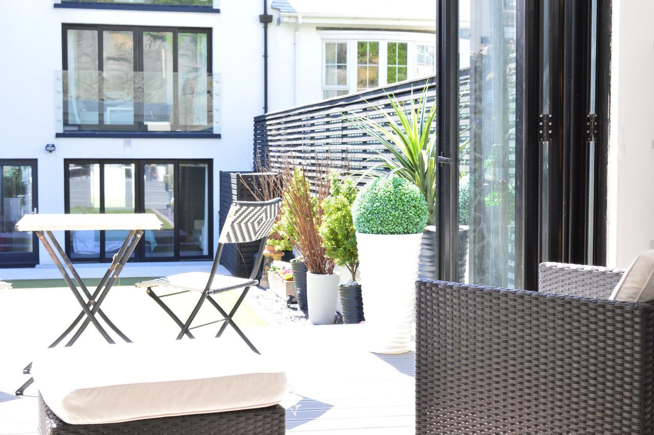 Pier39Portrush Adult Only Bed and Breakfast Exteriör bild