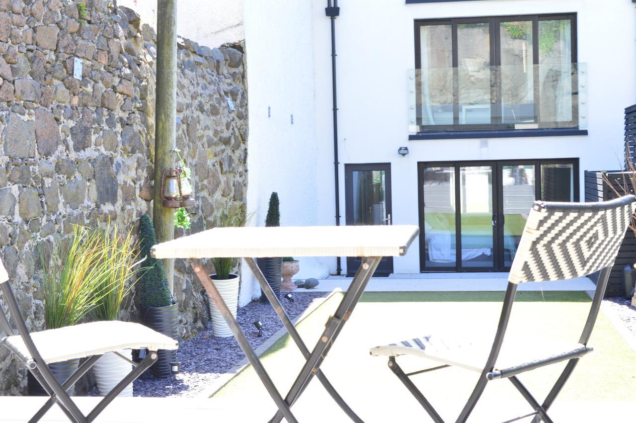 Pier39Portrush Adult Only Bed and Breakfast Exteriör bild